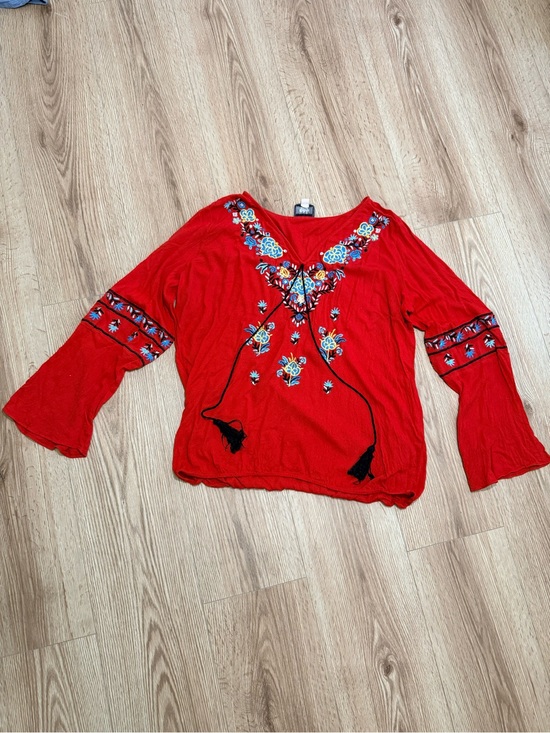 ECI Tops - Red Embroidered Boho Peasant Blouse Women's XL Bell Sleeve Tassel Floral